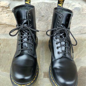 Dr. Marten's Women's/Men's 1460 8-Eye Patent Leather Boots